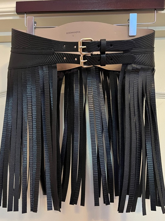 BCBGMaxAzria Accessories - BCBGMAXAZRIA Black Fringe Leather Waist Belt Size Small